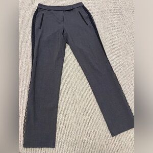 Forever 21 lace trim cropped pants XS